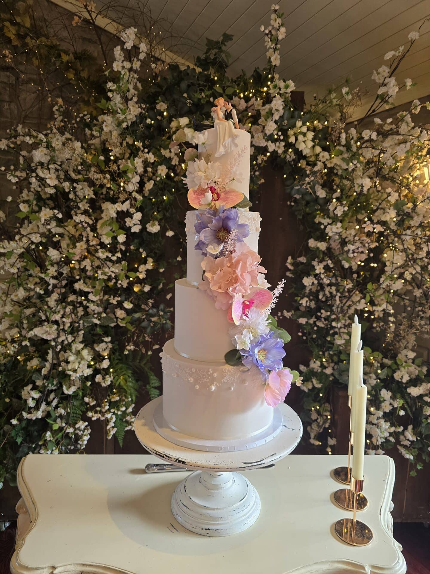 wedding cake stand