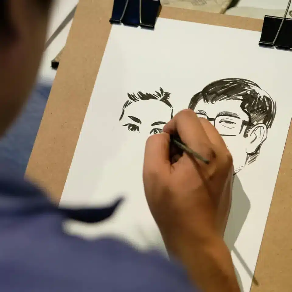 Caricaturist and Paintings